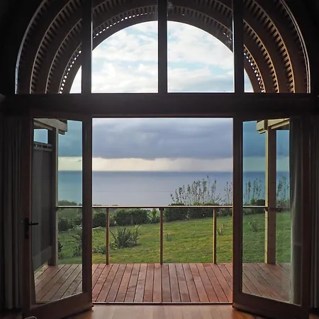 Arcs Of Lombinha - Designer With Ocean Views Vakantiehuis *