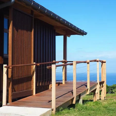 Arcs Of Lombinha - Designer With Ocean Views 度假居 *